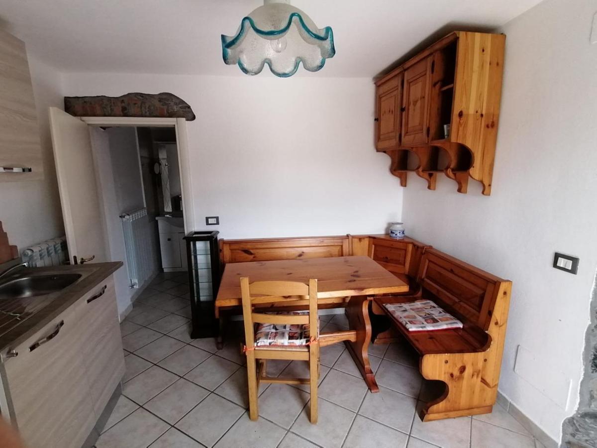 Appartement La Casa Nella Collina à Beverino Extérieur photo